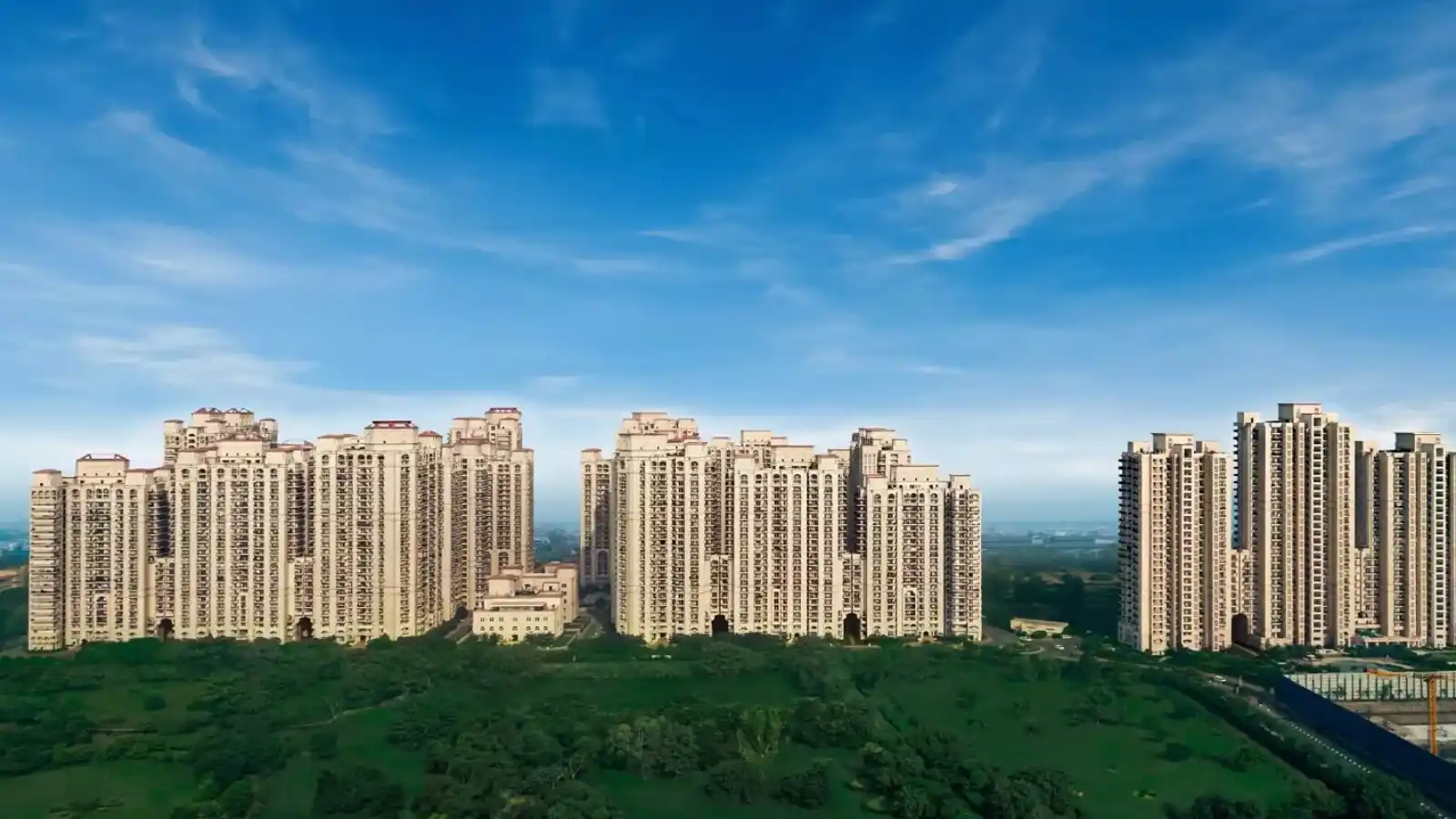 DLF Capital Greens